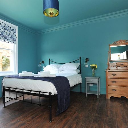 Beechurst Serviced Apartments Τσέλτενχαμ Εξωτερικό φωτογραφία