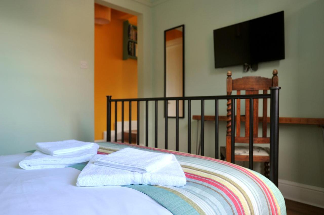 Beechurst Serviced Apartments Τσέλτενχαμ Εξωτερικό φωτογραφία